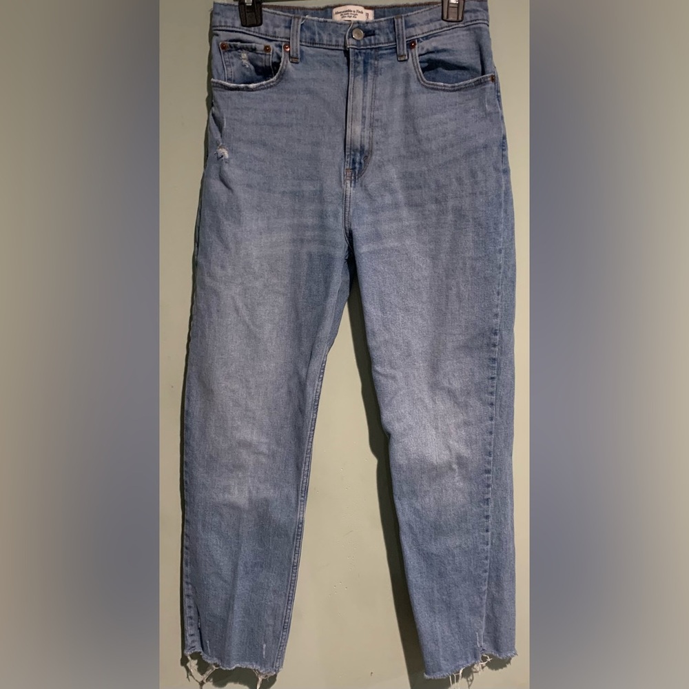 Abercrombie & Fitch Ultra High Rise Curve Love Jeans